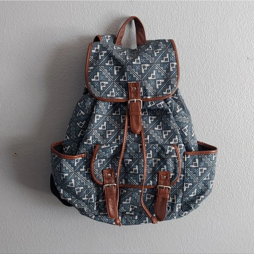 Aeropostale Tribal Boho Geometric Pattern Cinch Backpack